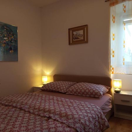 Metti Apartments 1 Kmeti Экстерьер фото